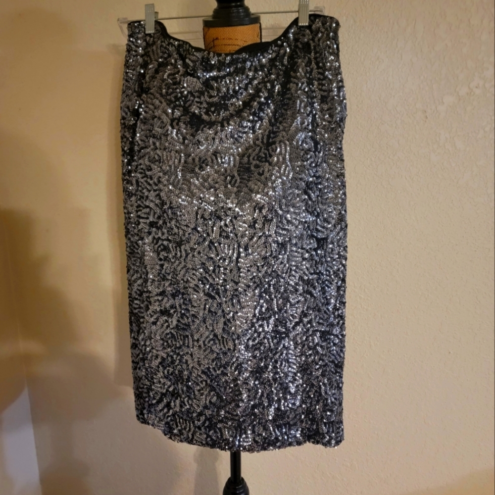 Metallic Gray Sequin/XL Xhiliration Brand Pencil Skirt